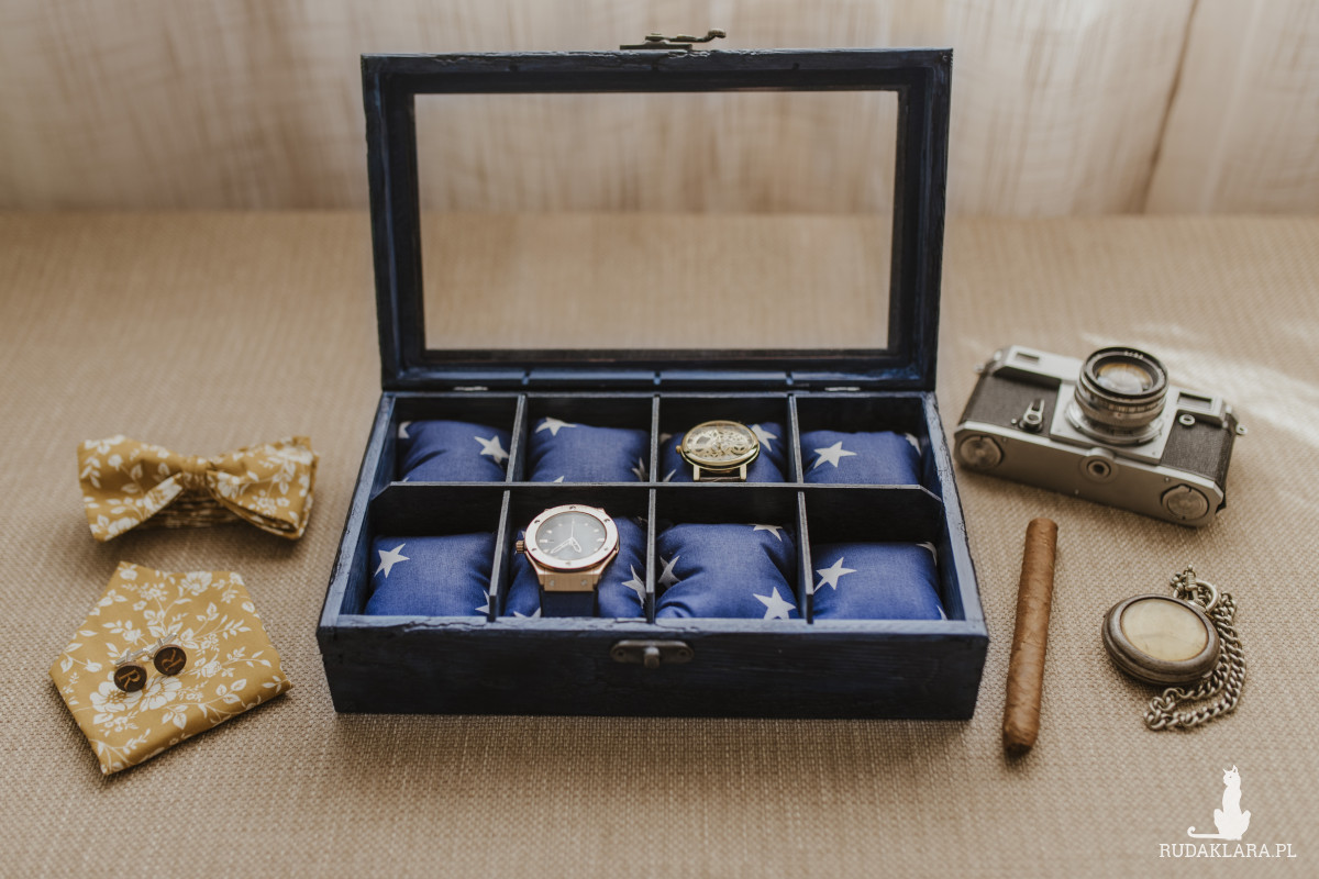 Pudełko na zegarki, bransoletki i łańcuszki, Drewniane na zegarki, bransoletki i łańcuszki